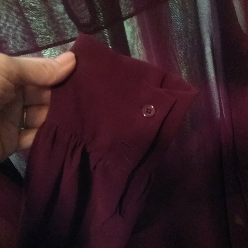 🌹Maurices purple  puff sleeve tunic - Picture 2 of 4